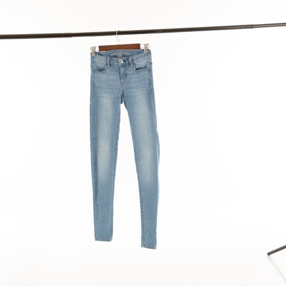 American Eagle (Indigo light wash) Size 0 Xtra Long - Picture 7 of 8